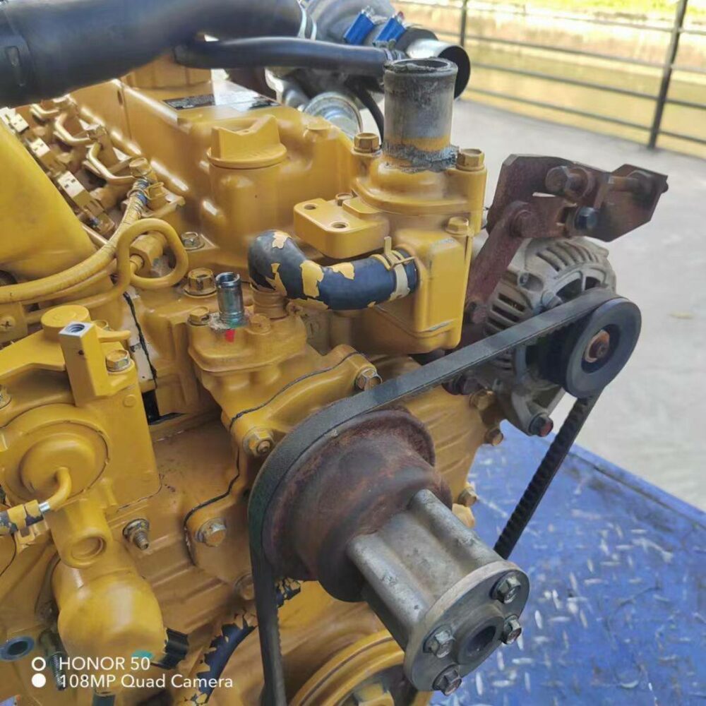 Дизельный двигатель Cat C2.4 Дизельный двигатель Cat C2.4